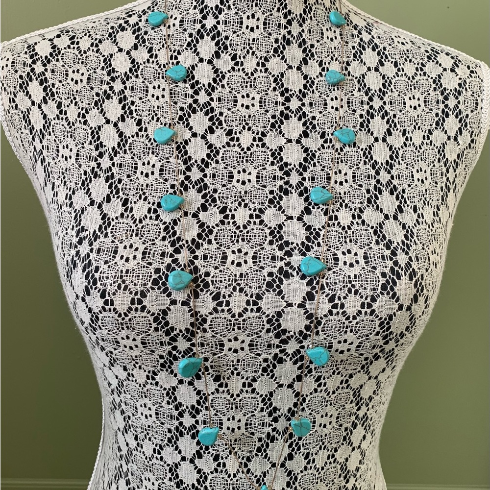 🩴Stella &Dot Threaded Turquiose Necklace